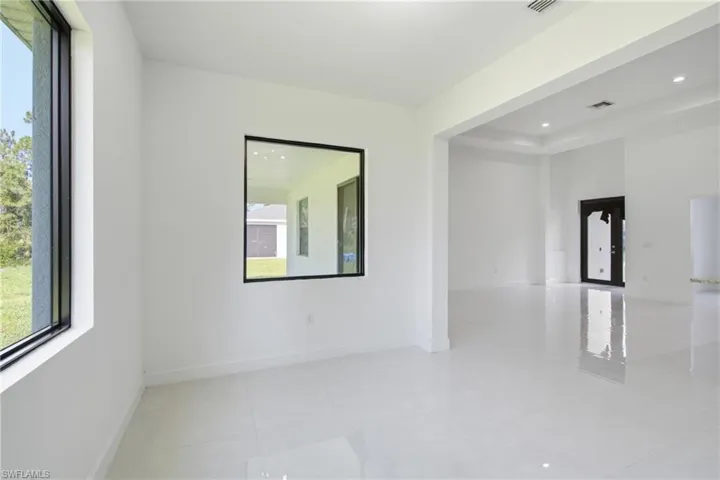 1002 E 5th St, Lehigh Acres, Florida 33972
