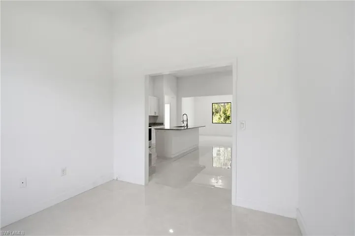 1002 E 5th St, Lehigh Acres, Florida 33972