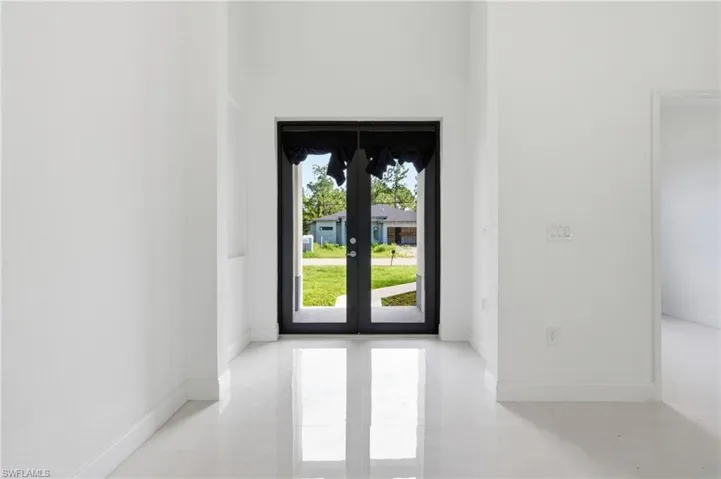 1002 E 5th St, Lehigh Acres, Florida 33972