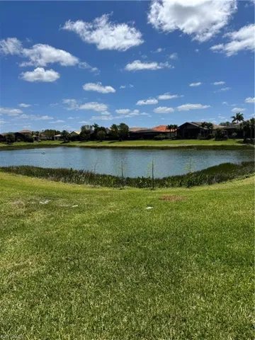 10505 Valencia Lakes Dr, Bonita Springs, Florida 34135