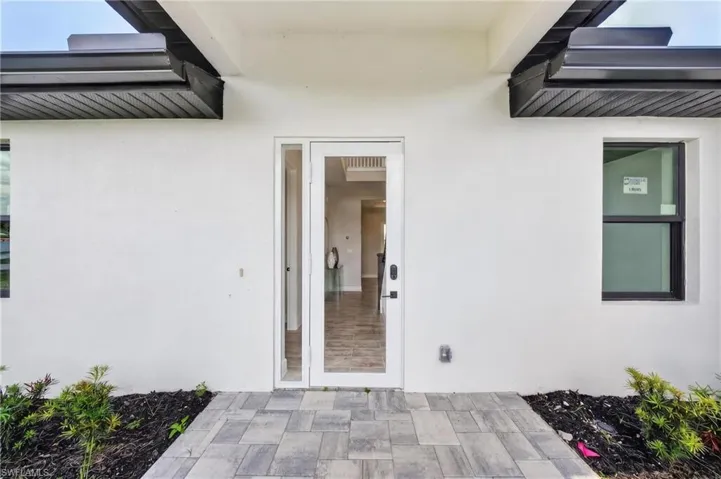 3403 Ne 13th Ave, Cape Coral, Florida 33909