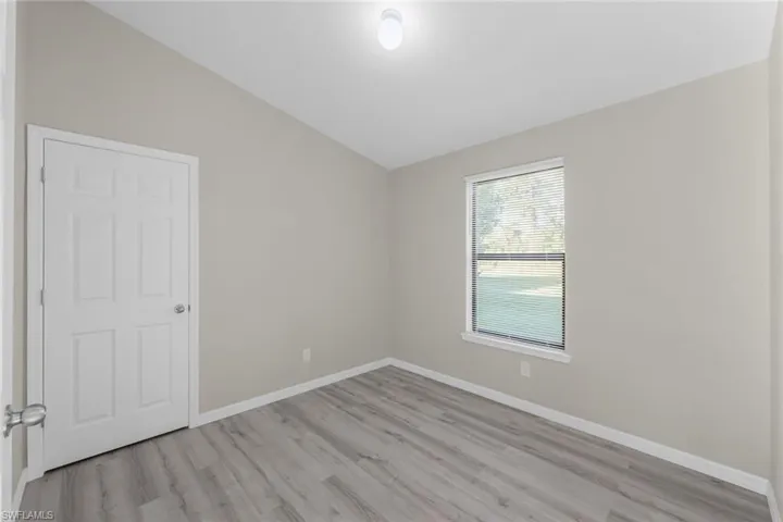 guest room 3 / office / den / flex space