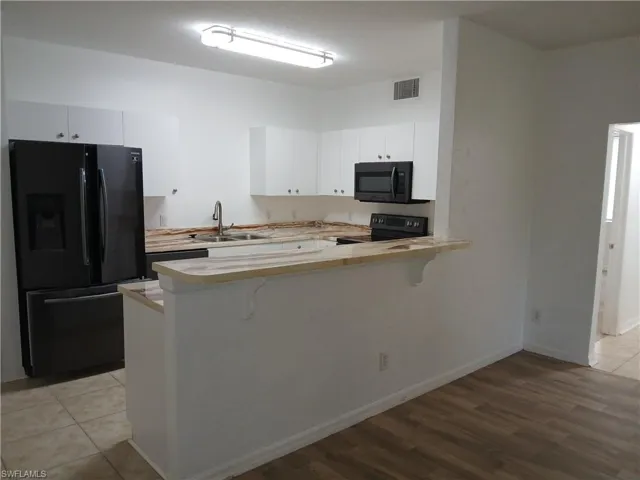 1050 Hancock Creek South Blvd 103, Cape Coral, Florida 33909