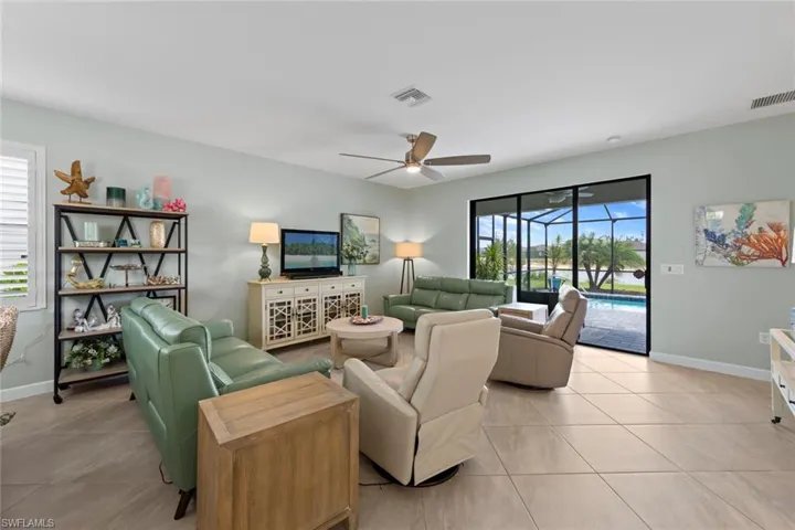 13931  Pine Lodge  LN, Fort Myers, FL 33913