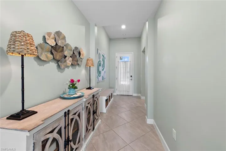 13931  Pine Lodge  LN, Fort Myers, FL 33913