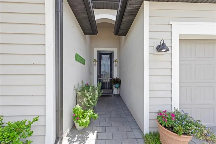 13931  Pine Lodge  LN, Fort Myers, FL 33913