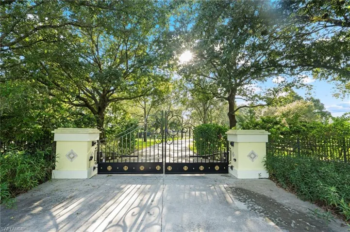 Gated and Completely Fenced