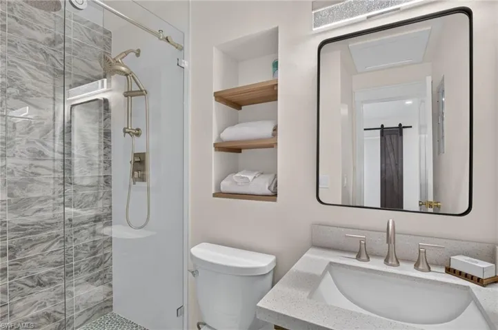 guest quarters bathroom.