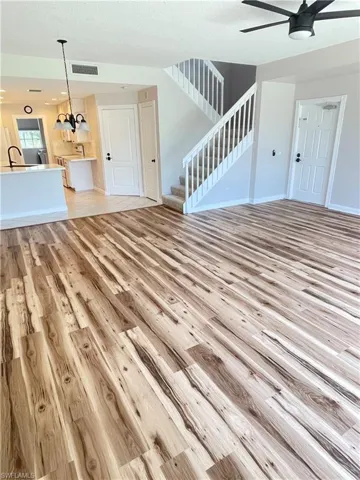 5669 Cove Cir, Naples, Florida 34119