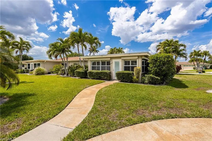 1460 Tredegar Dr, Fort Myers, Florida 33919