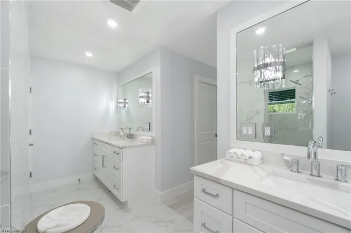 Master Suite bathroom