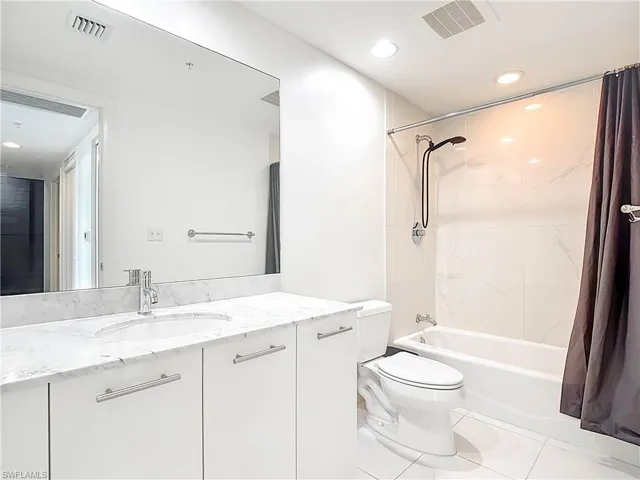 Bathroom 2 has a separate tub