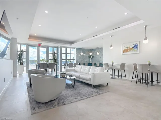 Social room equipped with kitchen on amenities floor (4th)