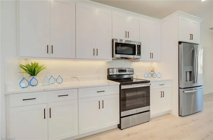 1028 NW 35th  AVE, Cape Coral, FL 33993