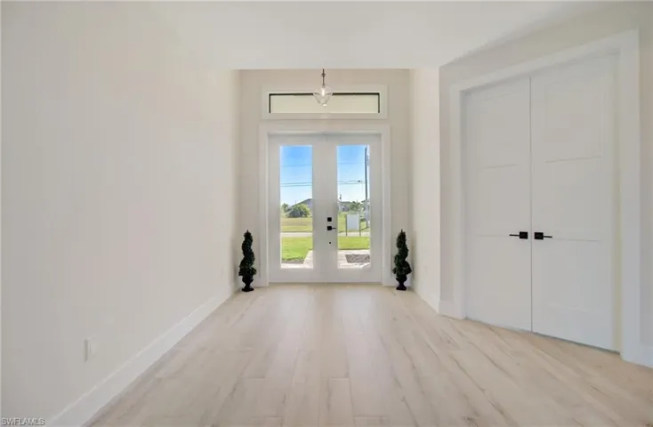 1028 NW 35th  AVE, Cape Coral, FL 33993