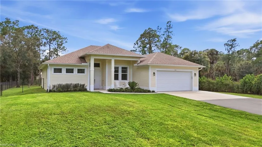 1264 14th Ave Ne, Naples, Florida 34120