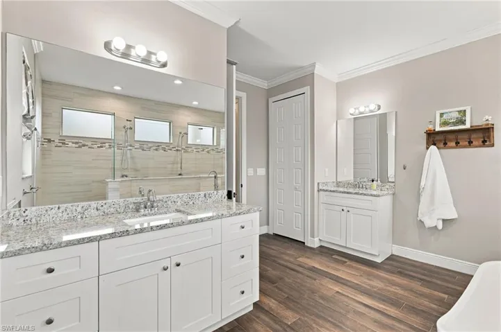 1264 14th Ave Ne, Naples, Florida 34120