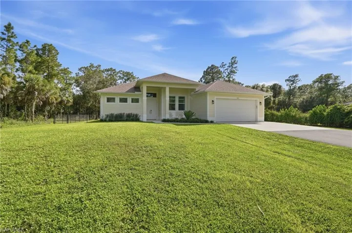 1264 14th Ave Ne, Naples, Florida 34120