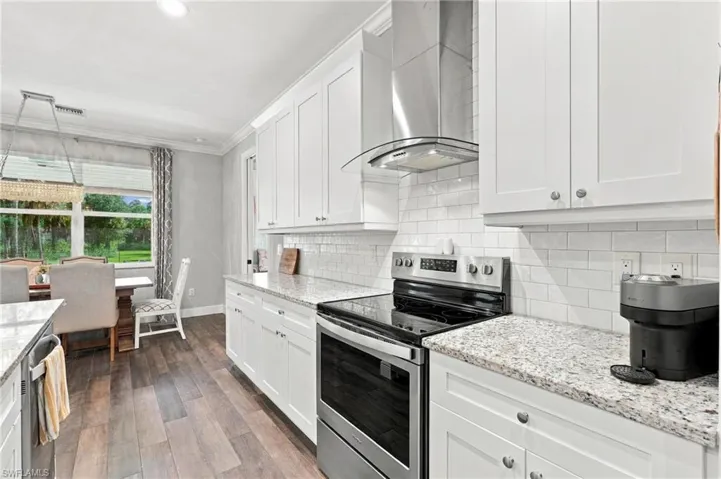 1264 14th Ave Ne, Naples, Florida 34120