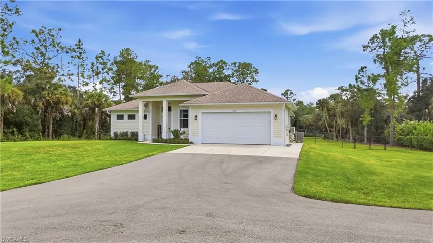 1264 14th Ave Ne, Naples, Florida 34120
