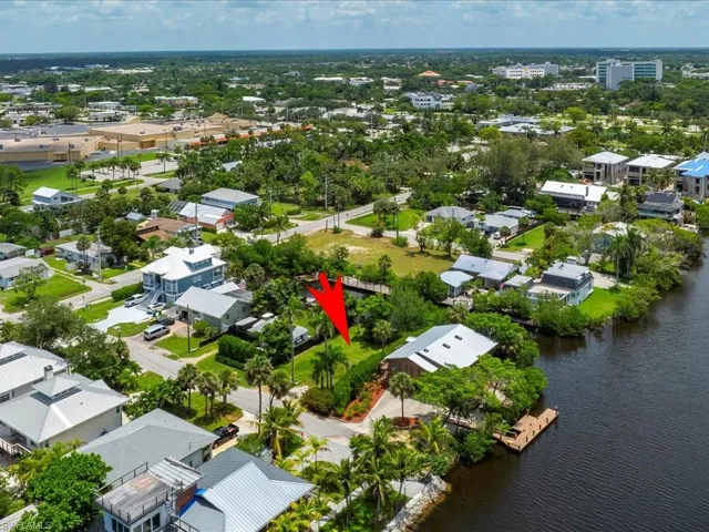 2977 Poplar St, Naples, Florida 34112