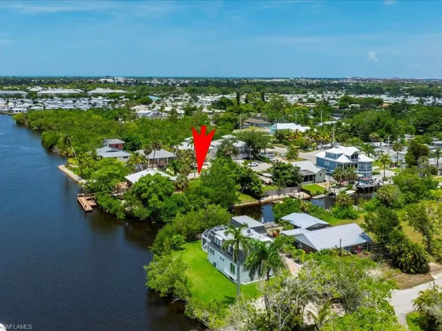 2977 Poplar St, Naples, Florida 34112