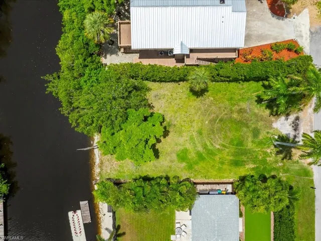 2977 Poplar St, Naples, Florida 34112