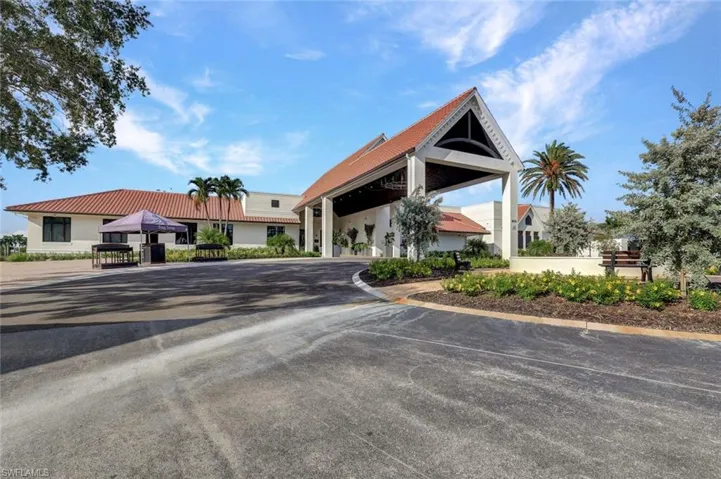 7360 Glenmoor Ln 4301, Naples, Florida 34104