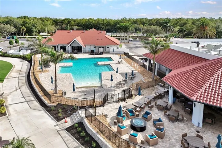 7360 Glenmoor Ln 4301, Naples, Florida 34104