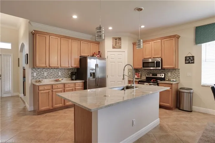 14055  DANPARK  LOOP, Fort Myers, FL 33912