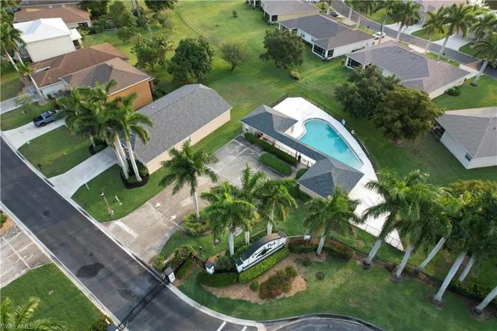 Clubhouse Pool