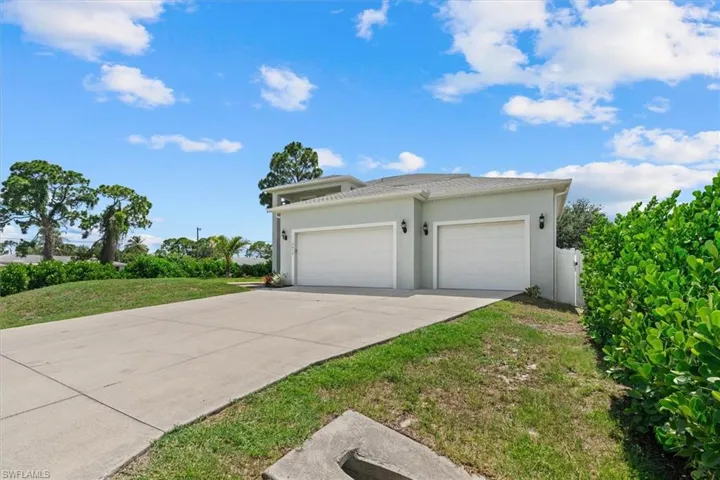 18432 Camellia Rd, Fort Myers, Florida 33967