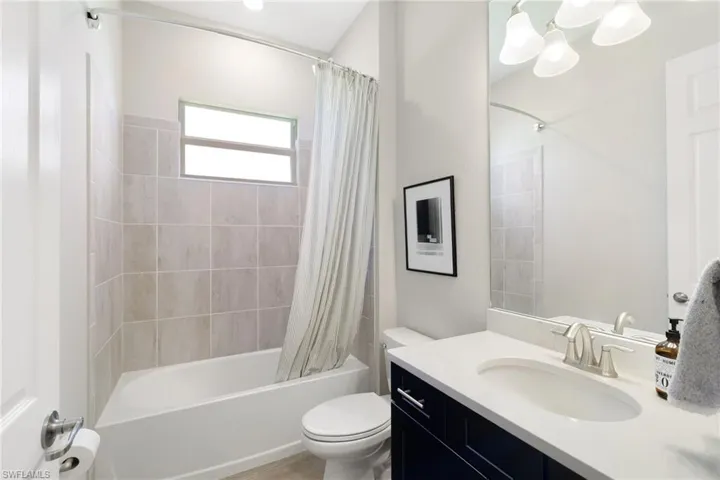15002 Blue Bay Cir, Fort Myers, Florida 33913