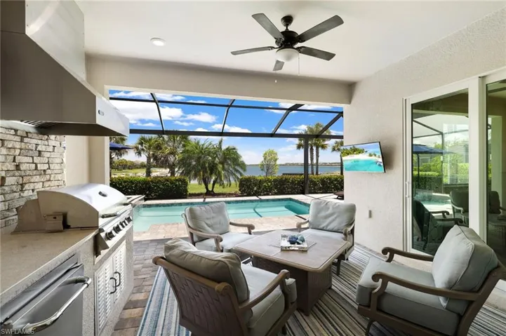 15002 Blue Bay Cir, Fort Myers, Florida 33913