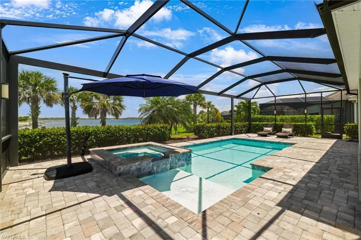 15002 Blue Bay Cir, Fort Myers, Florida 33913