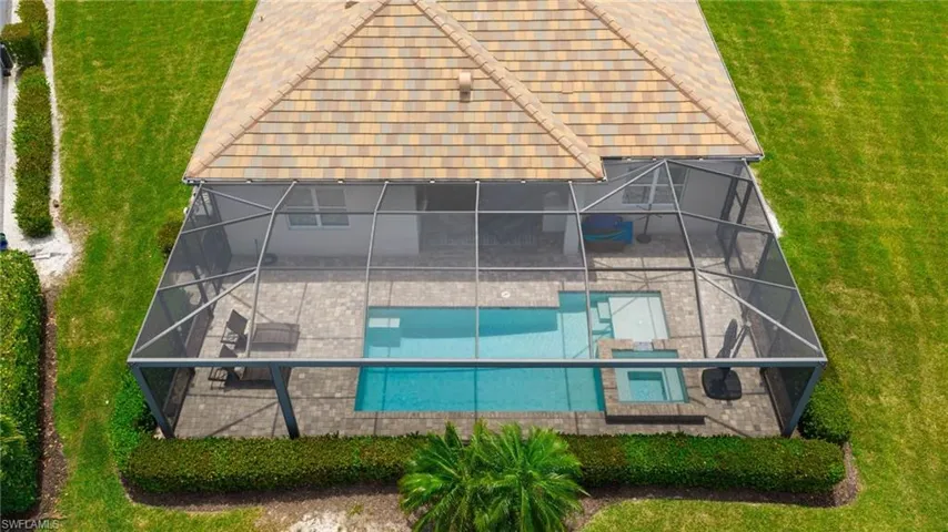 15002 Blue Bay Cir, Fort Myers, Florida 33913