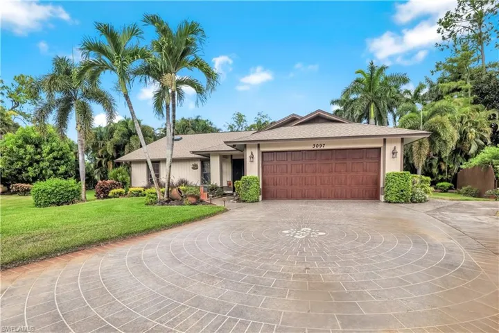 3097 Round Table Ct, Naples, Florida 34112