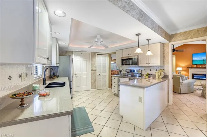 3097 Round Table Ct, Naples, Florida 34112