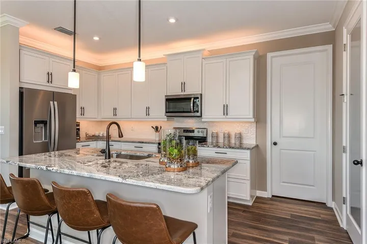6727 Good Life Street, Fort Myers, Florida 33966