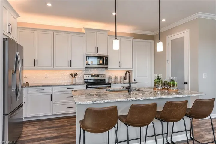 6727 Good Life Street, Fort Myers, Florida 33966