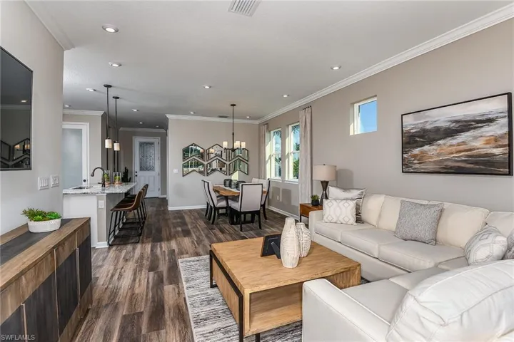 6727 Good Life Street, Fort Myers, Florida 33966