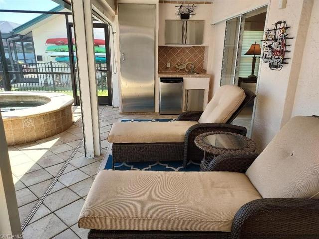 Outdoor kitchen
