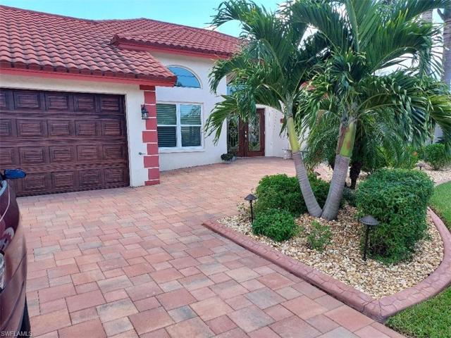 Large pavered driveway and courtyard