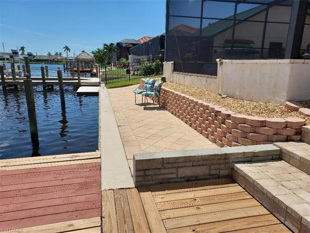 Lakeside/tiled seating area
