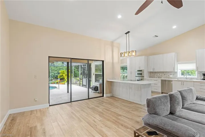 10271 St Patrick Ln, Bonita Springs Fl 34135