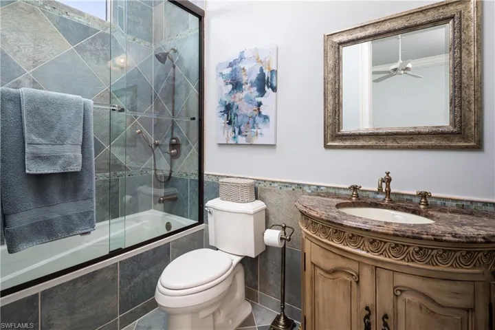 101 Jumento Cay Ln, Bonita Springs, Florida 34134