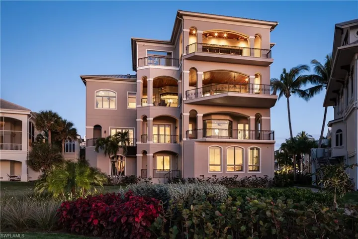 101 Jumento Cay Ln, Bonita Springs, Florida 34134