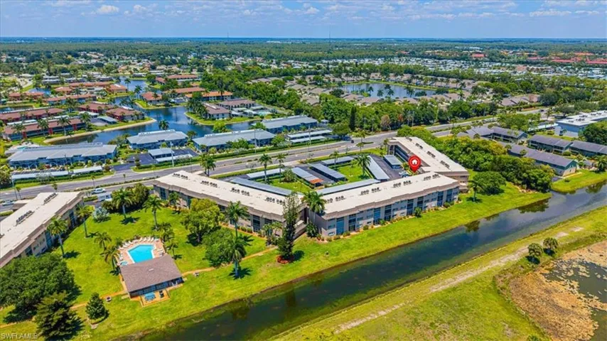 5483  Rattlesnake Hamm  RD, Naples, FL 34113