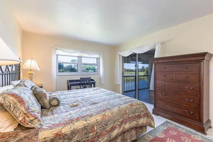 5483  Rattlesnake Hamm  RD, Naples, FL 34113