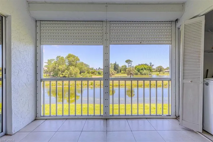 5483  Rattlesnake Hamm  RD, Naples, FL 34113